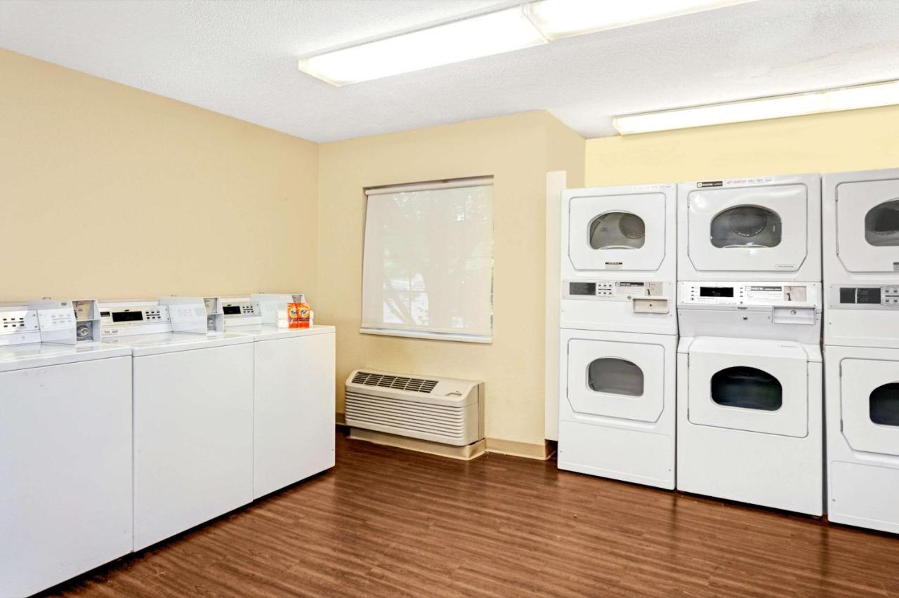 Mainstay Suites Northbrook Wheeling Exteriör bild