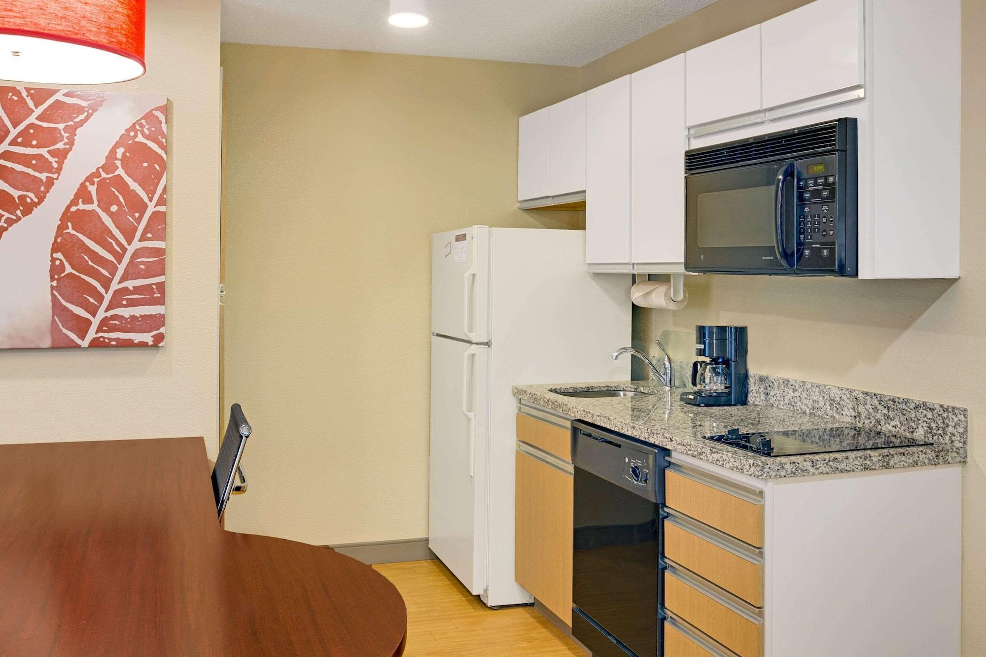 Mainstay Suites Northbrook Wheeling Exteriör bild