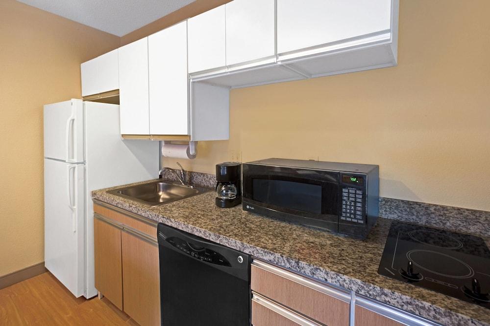 Mainstay Suites Northbrook Wheeling Exteriör bild