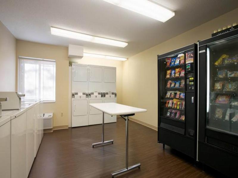 Mainstay Suites Northbrook Wheeling Exteriör bild