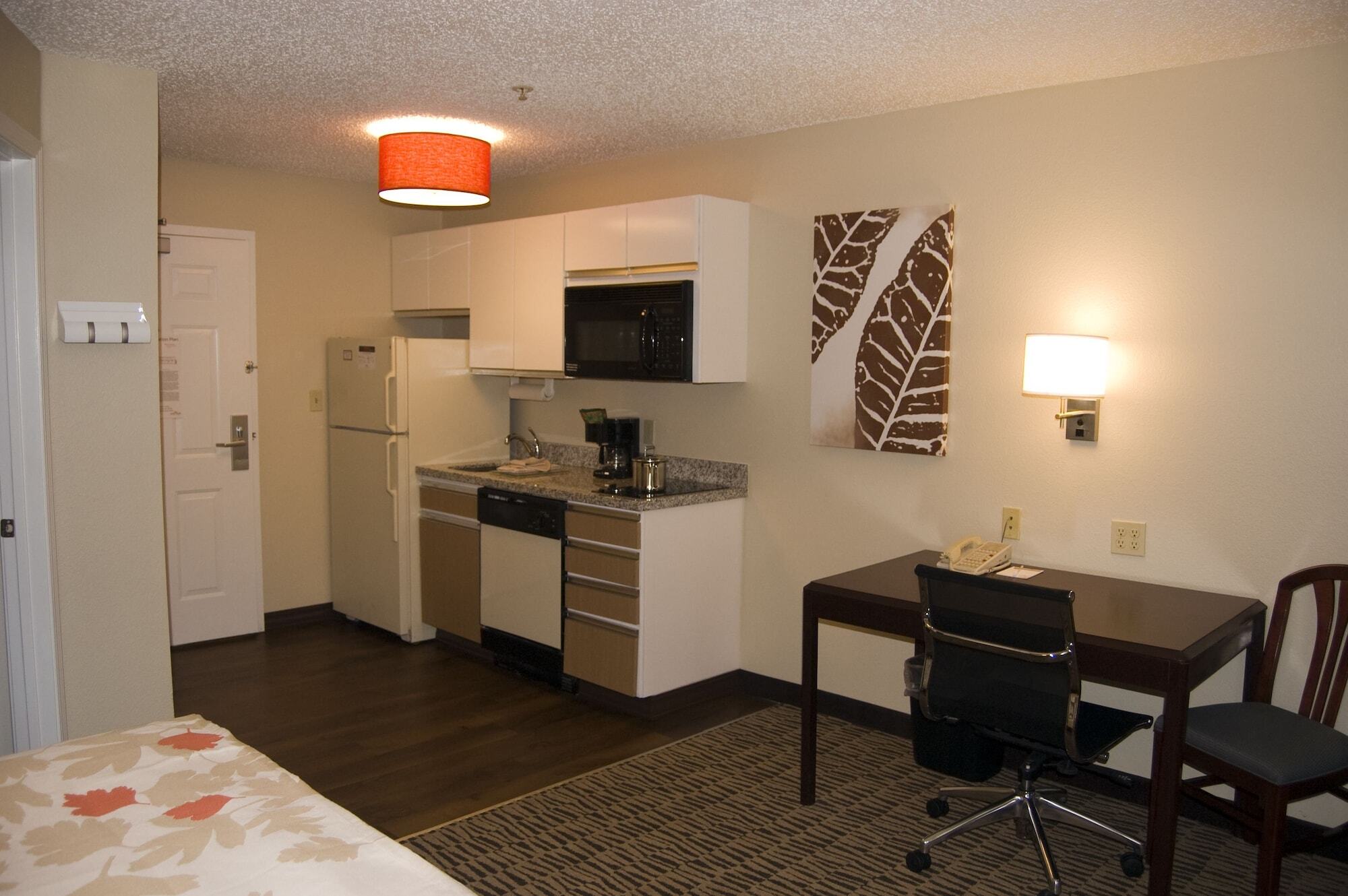 Mainstay Suites Northbrook Wheeling Exteriör bild