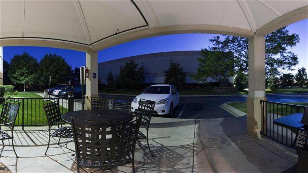 Mainstay Suites Northbrook Wheeling Exteriör bild